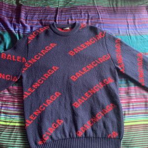 Baleciaga sweater